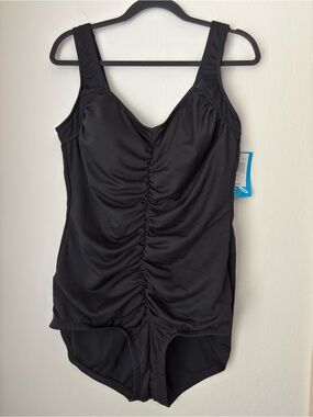 Azul by Maxine of Hollywood Shirred Front Girl Leg One Piece Size 20W NEW Black